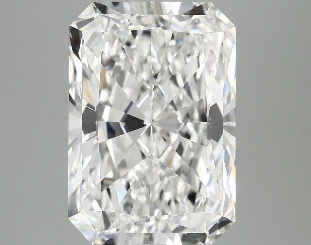 4.37 ct. radiant Lab Grown Diamond front image