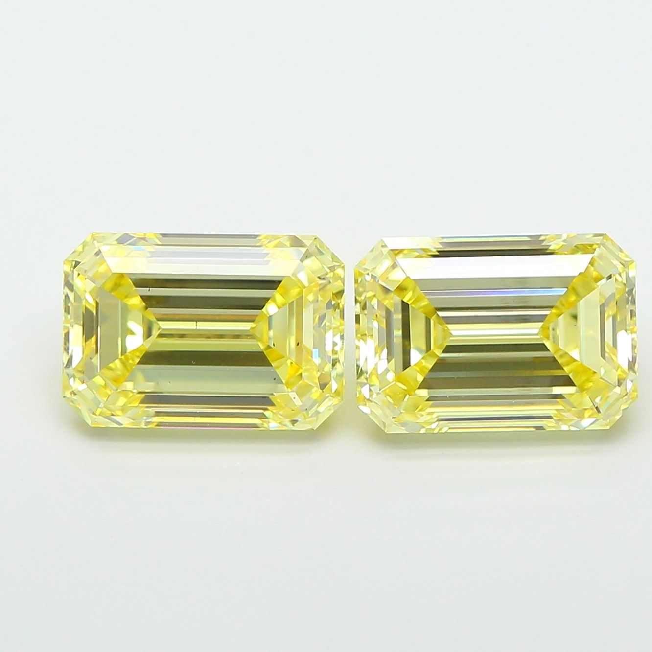 3.07 ct. emerald Lab Grown Diamond front image