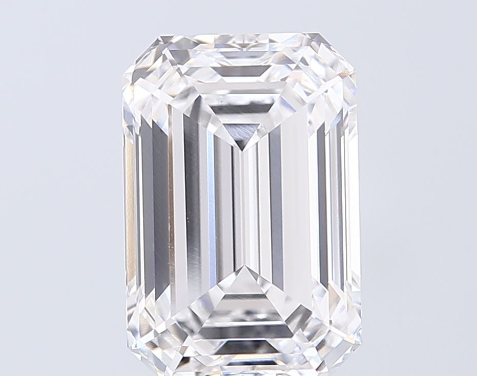 5.05 ct. emerald Lab Grown Diamond front image