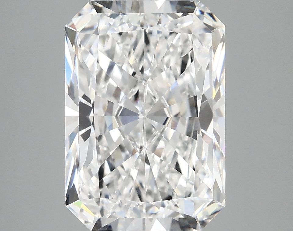 4.05 ct. radiant Lab Grown Diamond front image