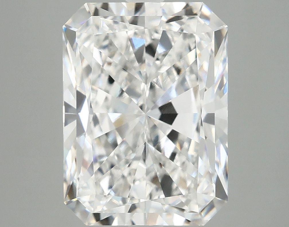 4.95 ct. radiant Lab Grown Diamond front image