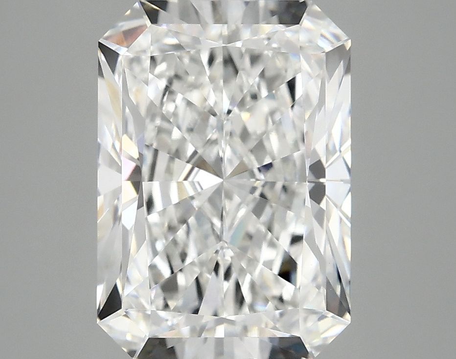 3.96 ct. radiant Lab Grown Diamond front image