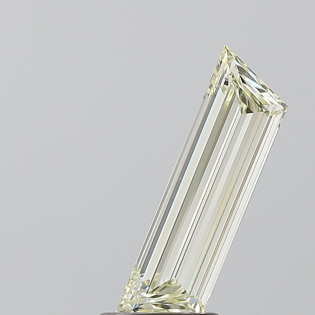1.03 ct Trapezoid Diamond