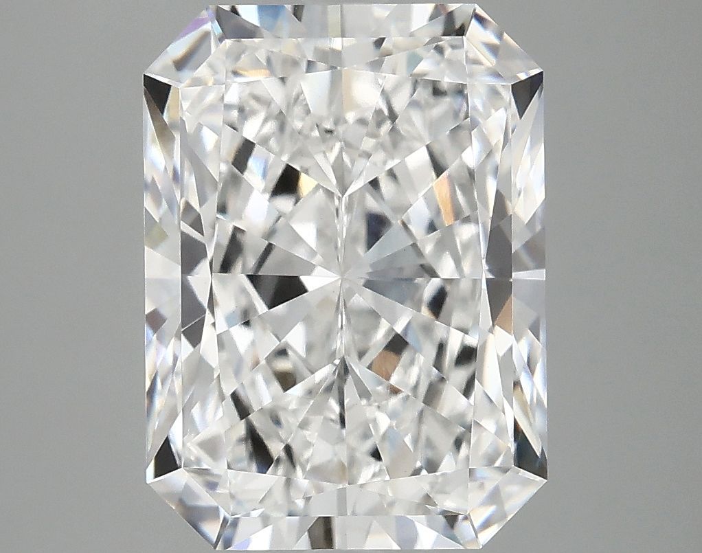 4.84 ct. radiant Lab Grown Diamond front image