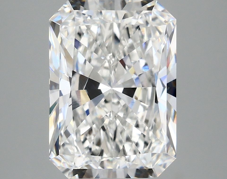 4.06 ct. radiant Lab Grown Diamond front image