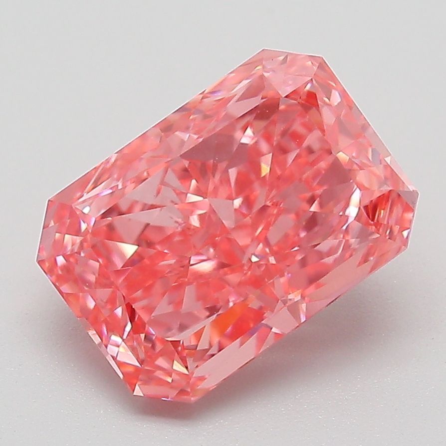 3.08 ct Radiant diamond