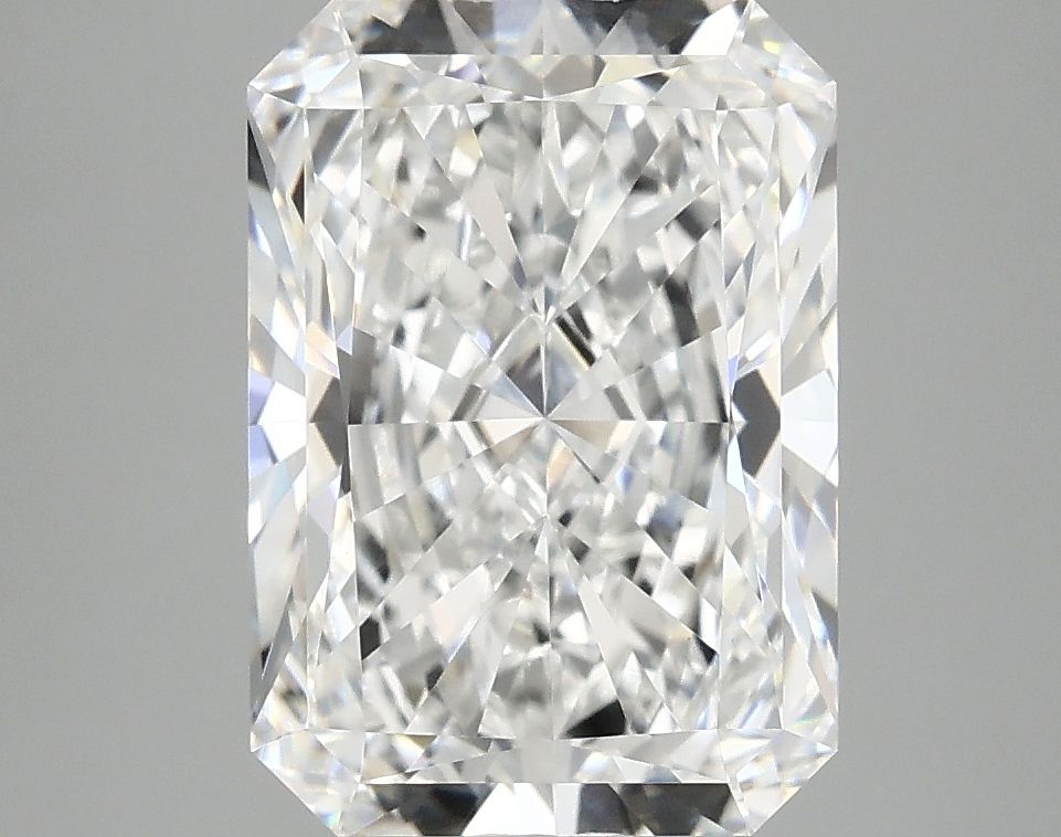 4.18 ct. radiant Lab Grown Diamond front image