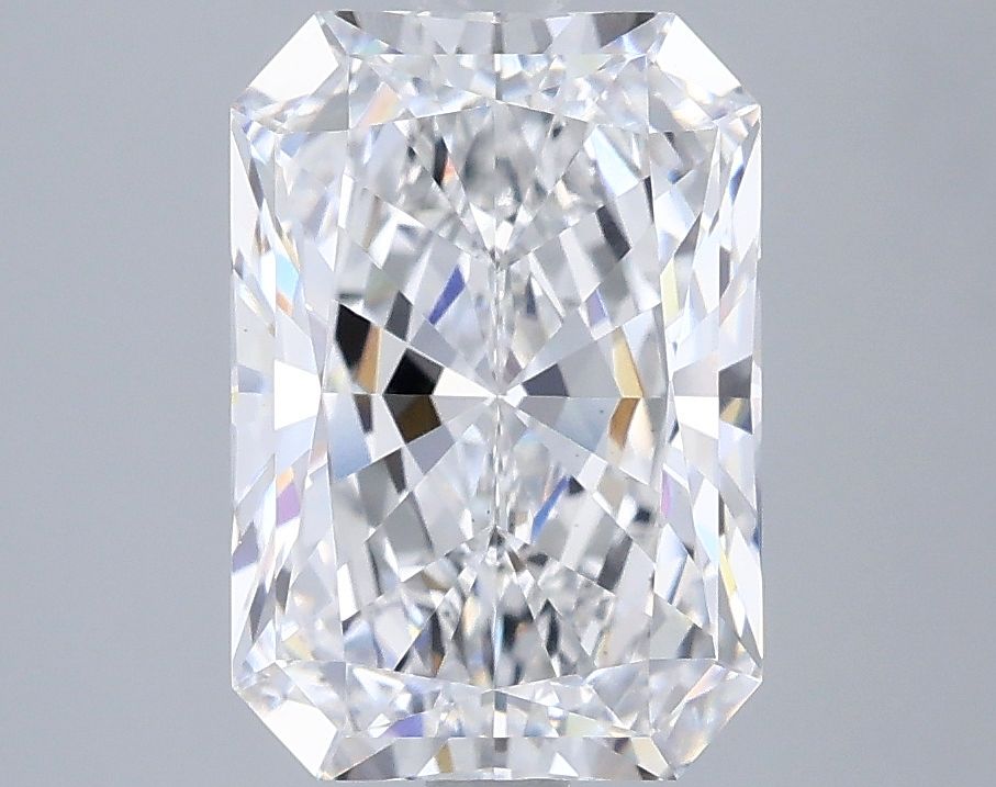 3.05 ct. radiant Lab Grown Diamond front image