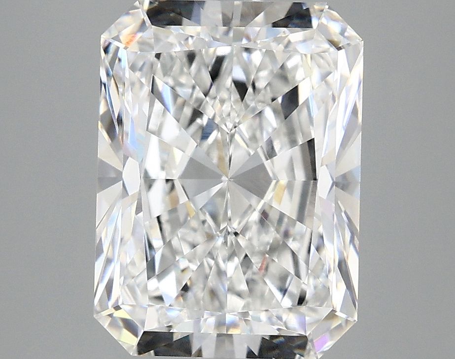 4.04 ct. radiant Lab Grown Diamond front image