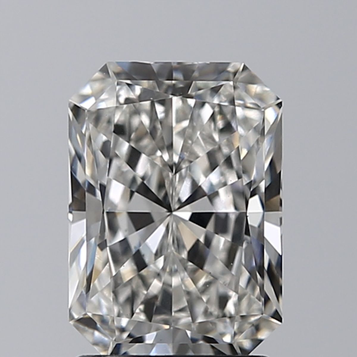 1.70 ct. radiant Lab Grown Diamond front image