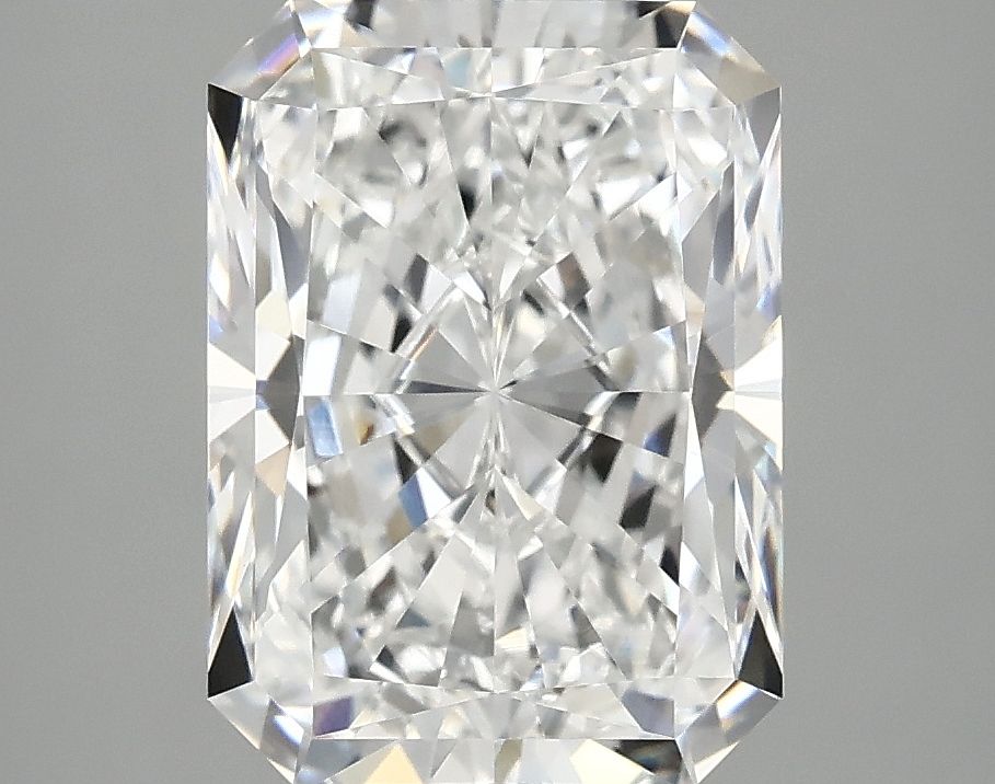 3.88 ct. radiant Lab Grown Diamond front image