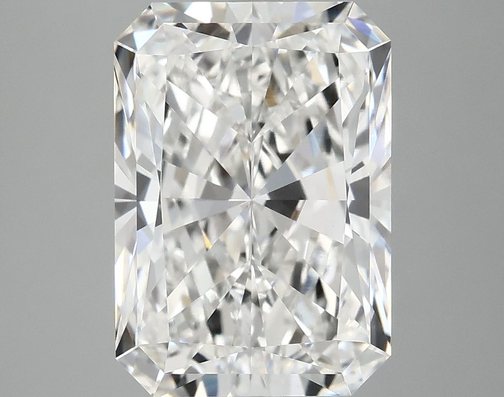4.89 ct. radiant Lab Grown Diamond front image