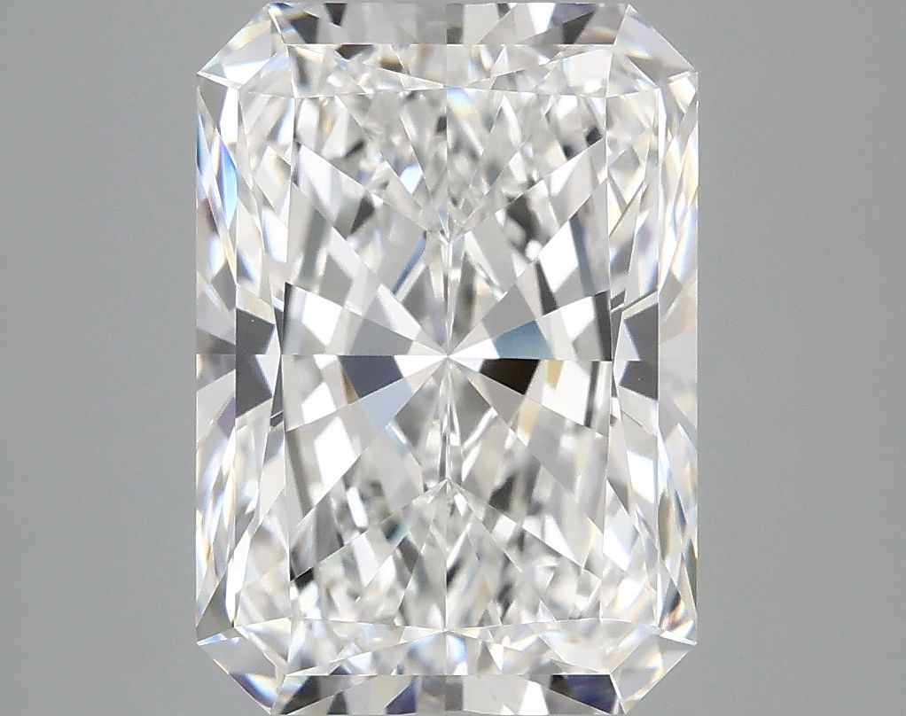4.96 ct. radiant Lab Grown Diamond front image