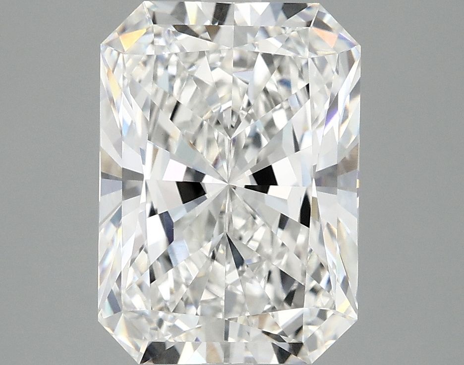3.81 ct. radiant Lab Grown Diamond front image