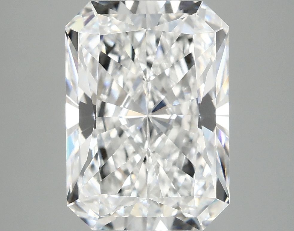 4.17 ct. radiant Lab Grown Diamond front image