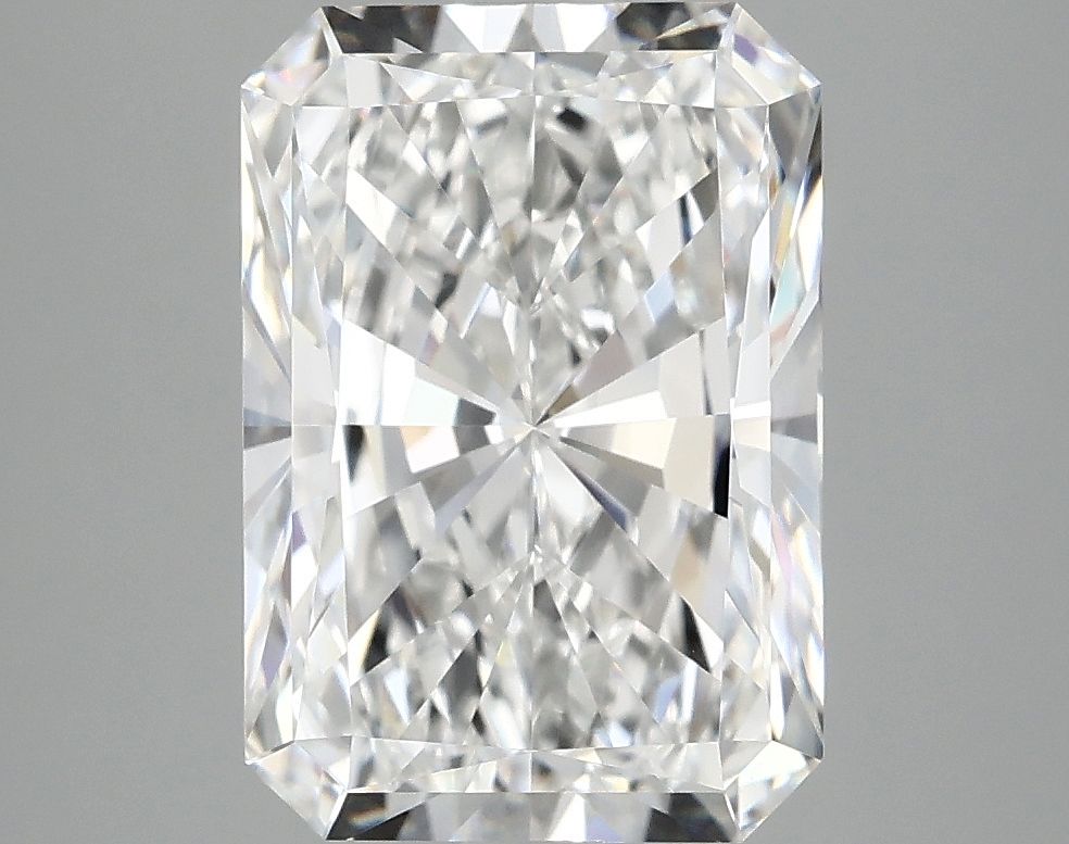 4.18 ct. radiant Lab Grown Diamond front image