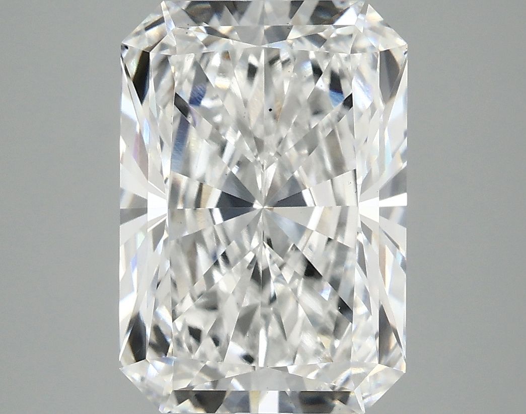5.09 ct. radiant Lab Grown Diamond front image