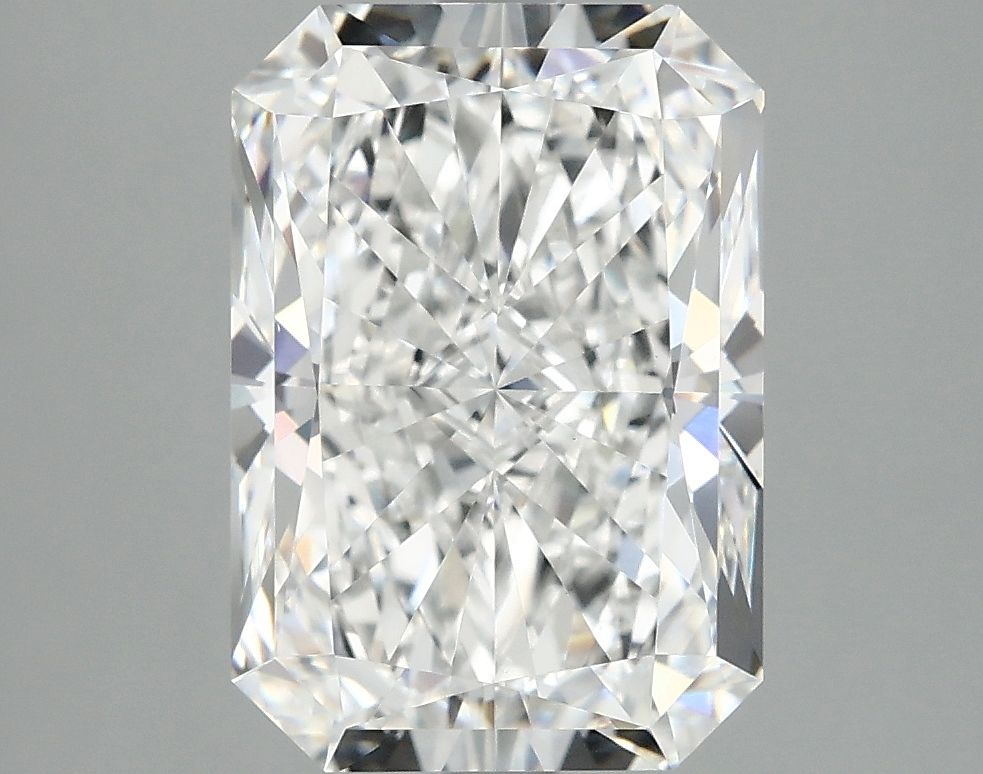 3.95 ct. radiant Lab Grown Diamond front image