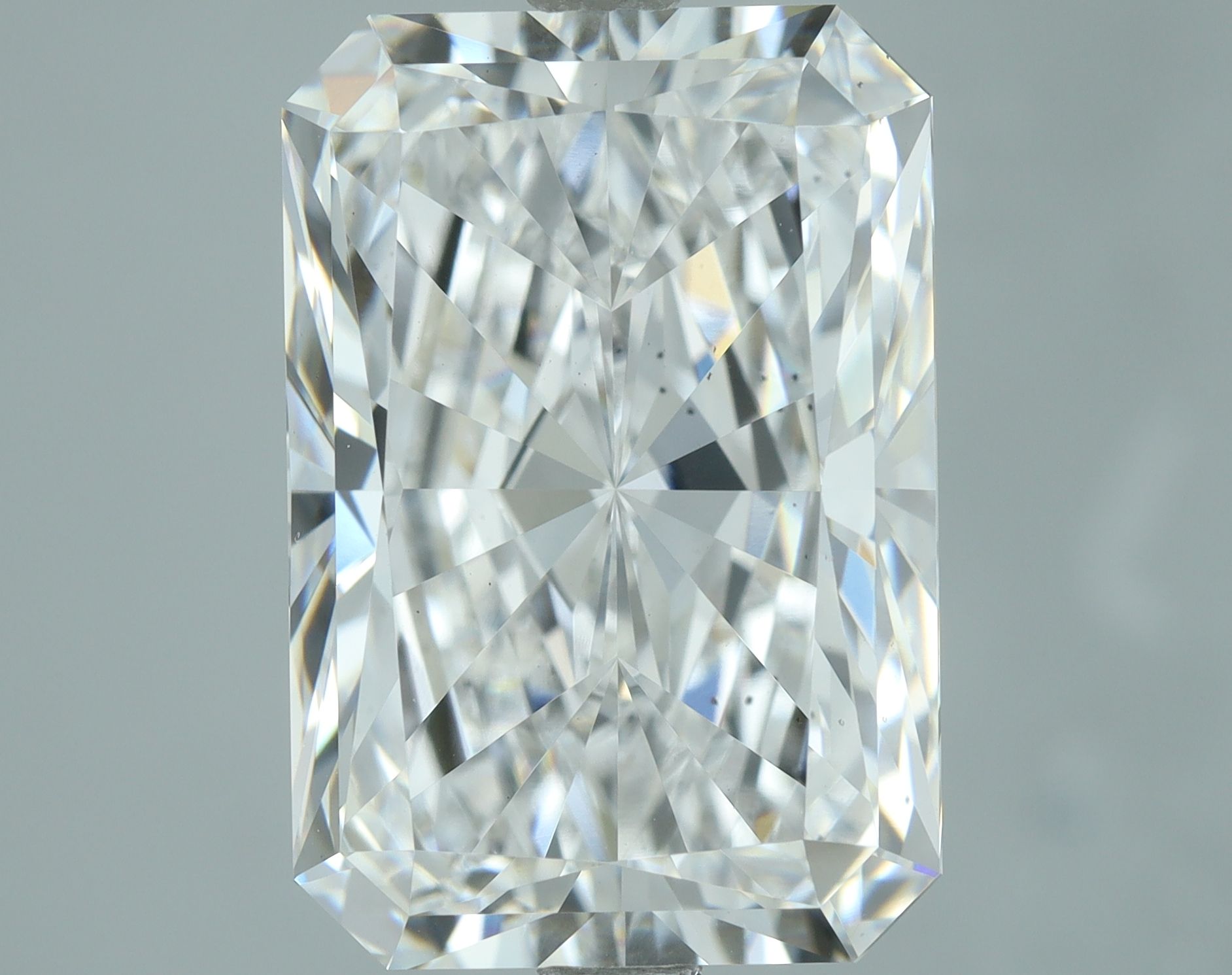 7.02 ct. radiant Lab Grown Diamond front image