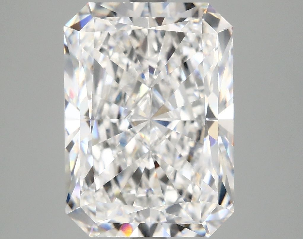 4.96 ct. radiant Lab Grown Diamond front image