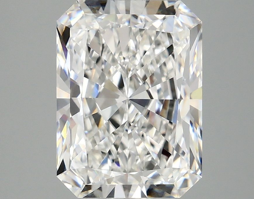 3.08 ct. radiant Lab Grown Diamond front image