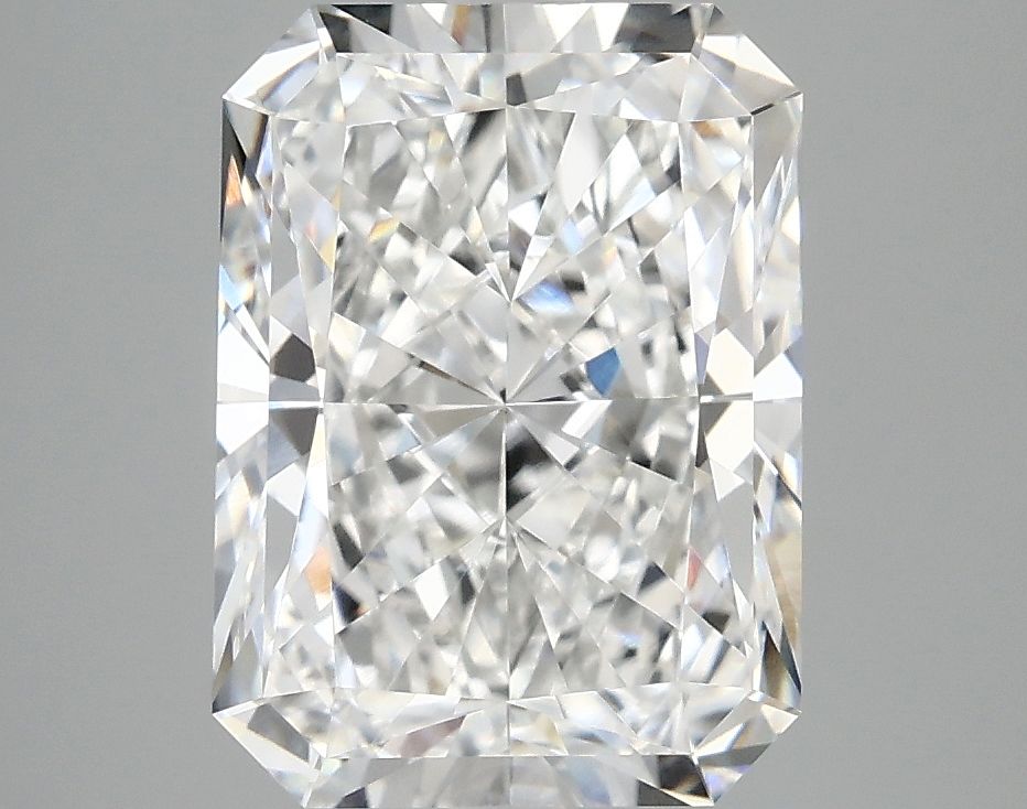 3.99 ct. radiant Lab Grown Diamond front image