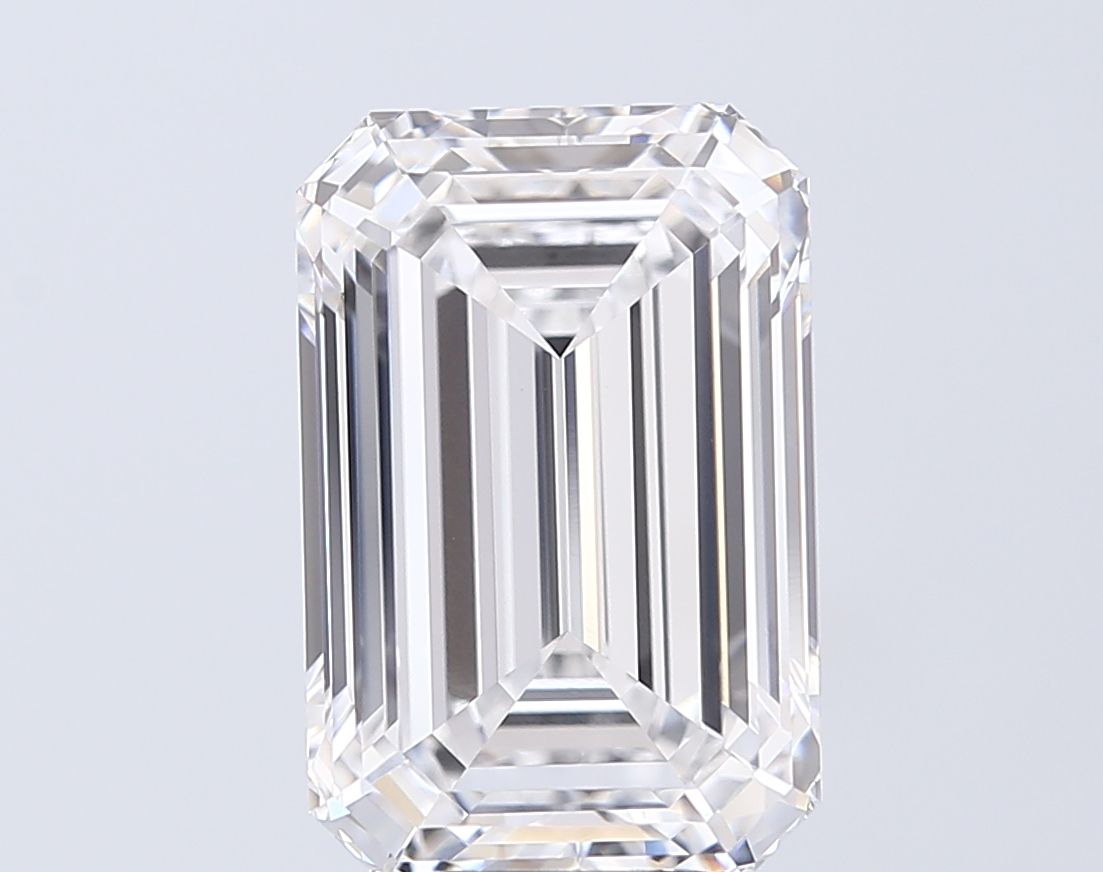 7.06 ct. emerald Lab Grown Diamond front image
