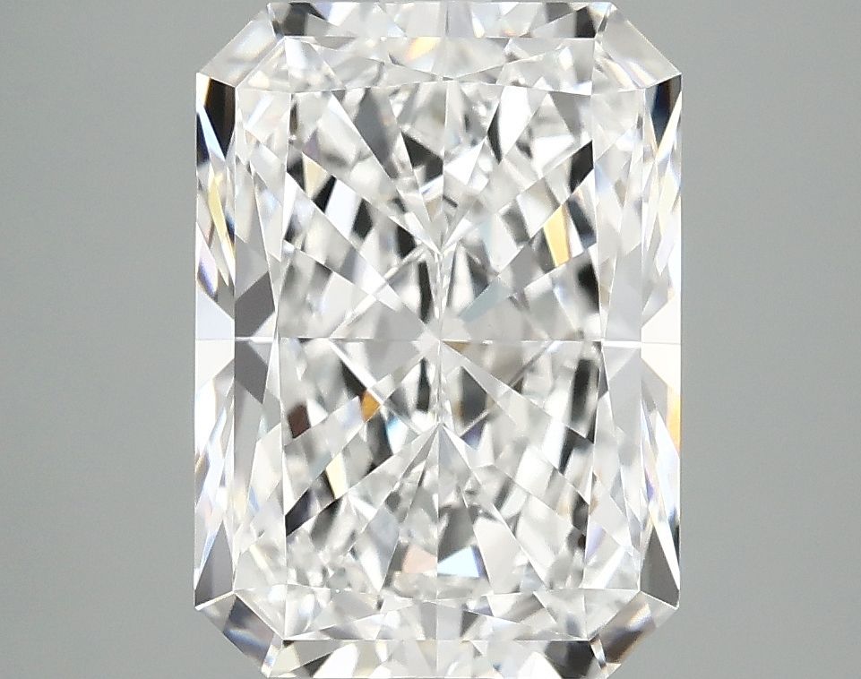 4.06 ct. radiant Lab Grown Diamond front image