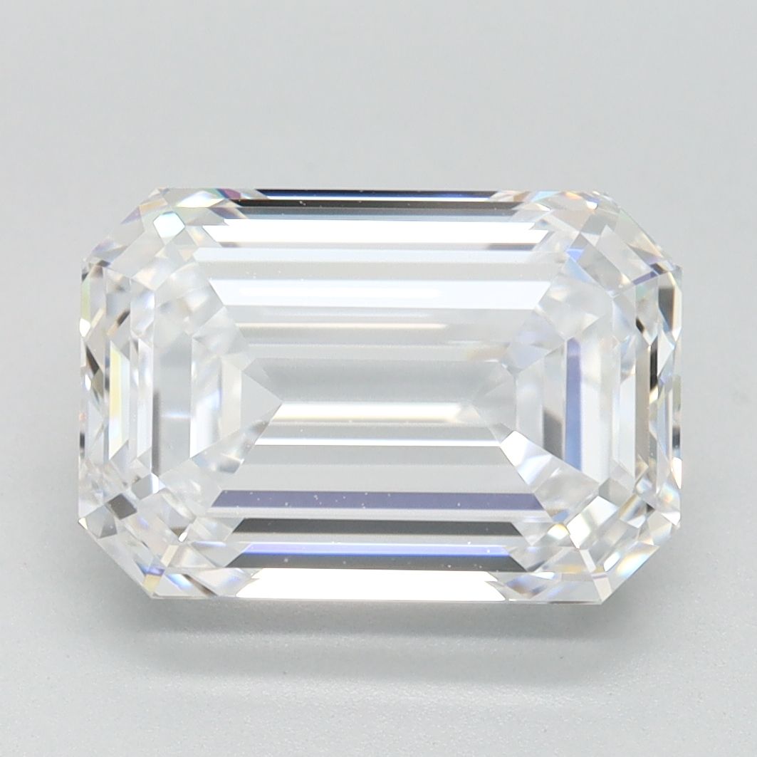 3.14 ct. emerald Lab Grown Diamond front image