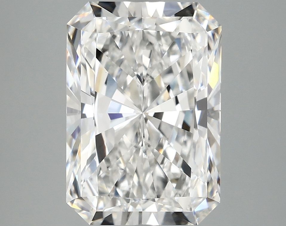 3.81 ct. radiant Lab Grown Diamond front image