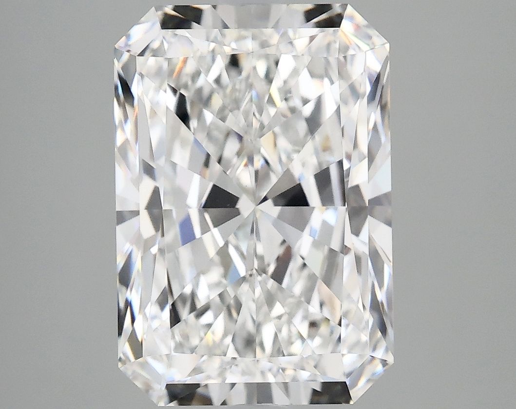 5.01 ct. radiant Lab Grown Diamond front image