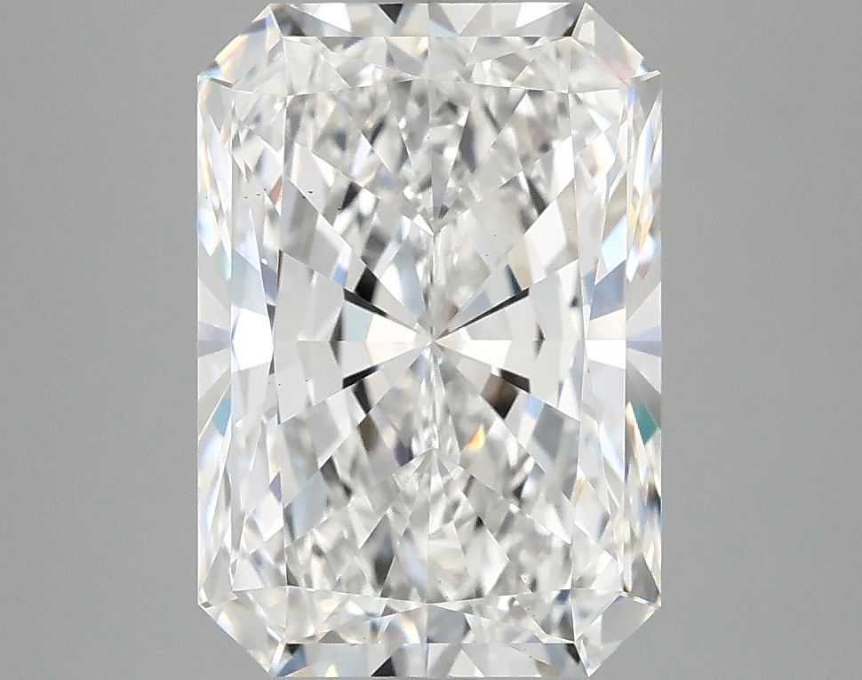 3.88 ct. radiant Lab Grown Diamond front image