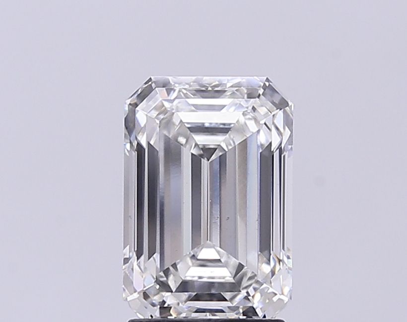 2.54 ct. emerald Lab Grown Diamond front image