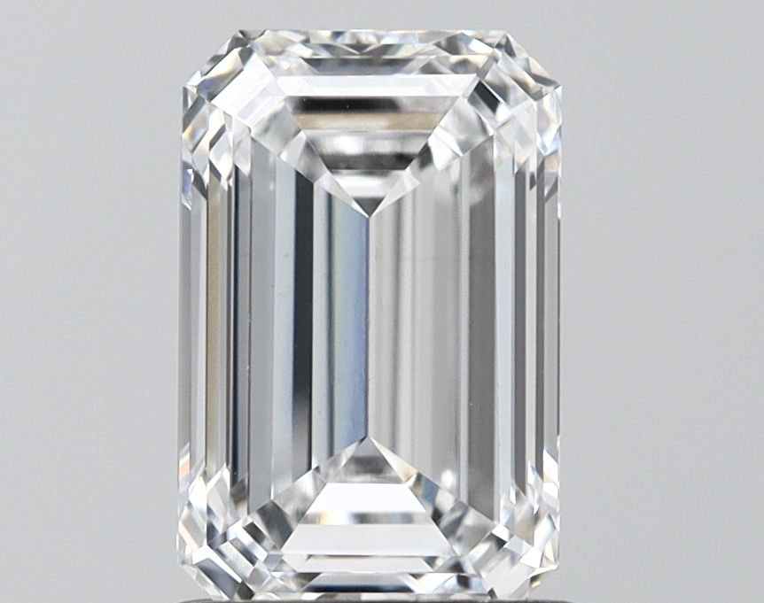 1.54 ct. emerald Lab Grown Diamond front image