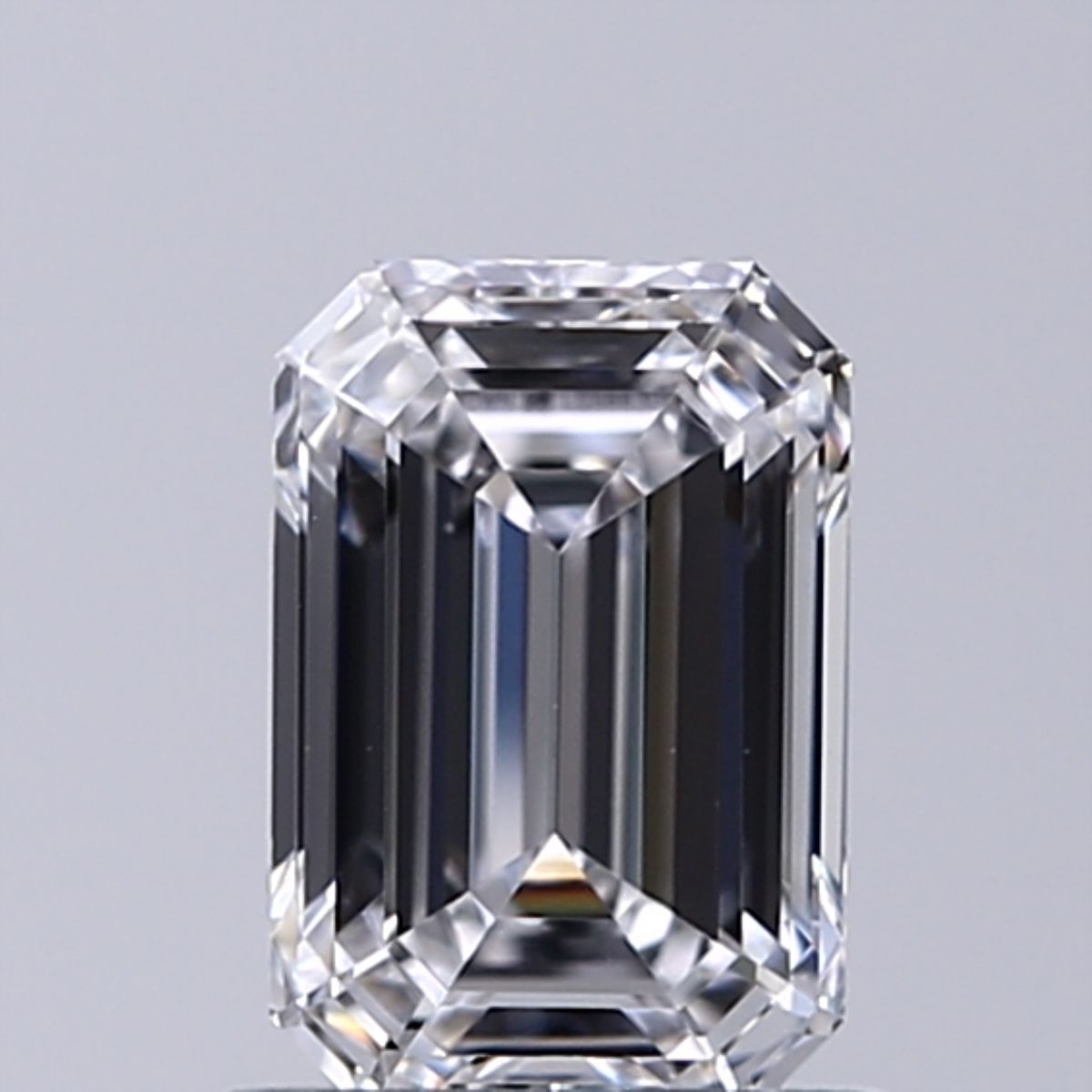 0.93 ct. emerald Lab Grown Diamond front image