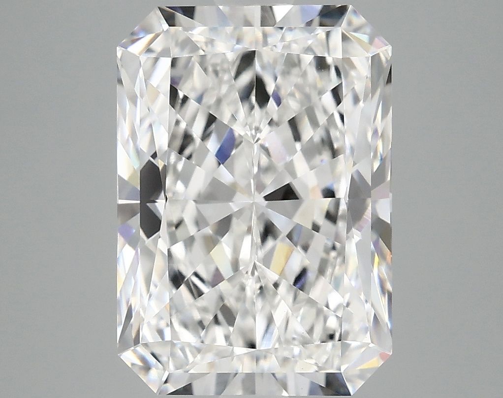 5.08 ct. radiant Lab Grown Diamond front image