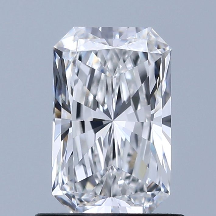 0.95 ct. radiant Lab Grown Diamond front image