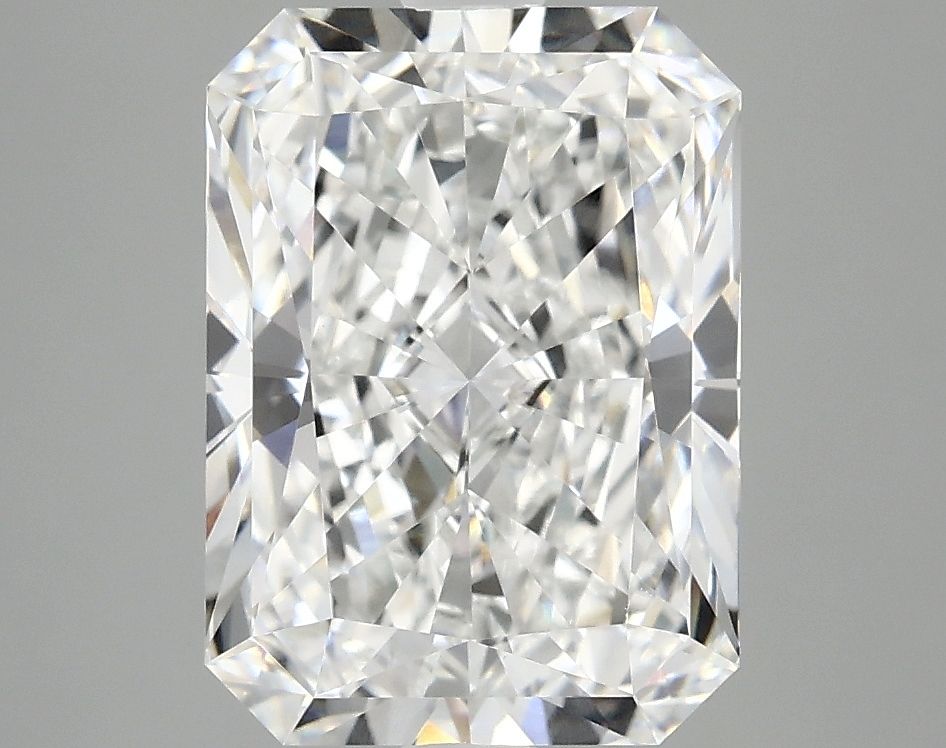 3.81 ct. radiant Lab Grown Diamond front image