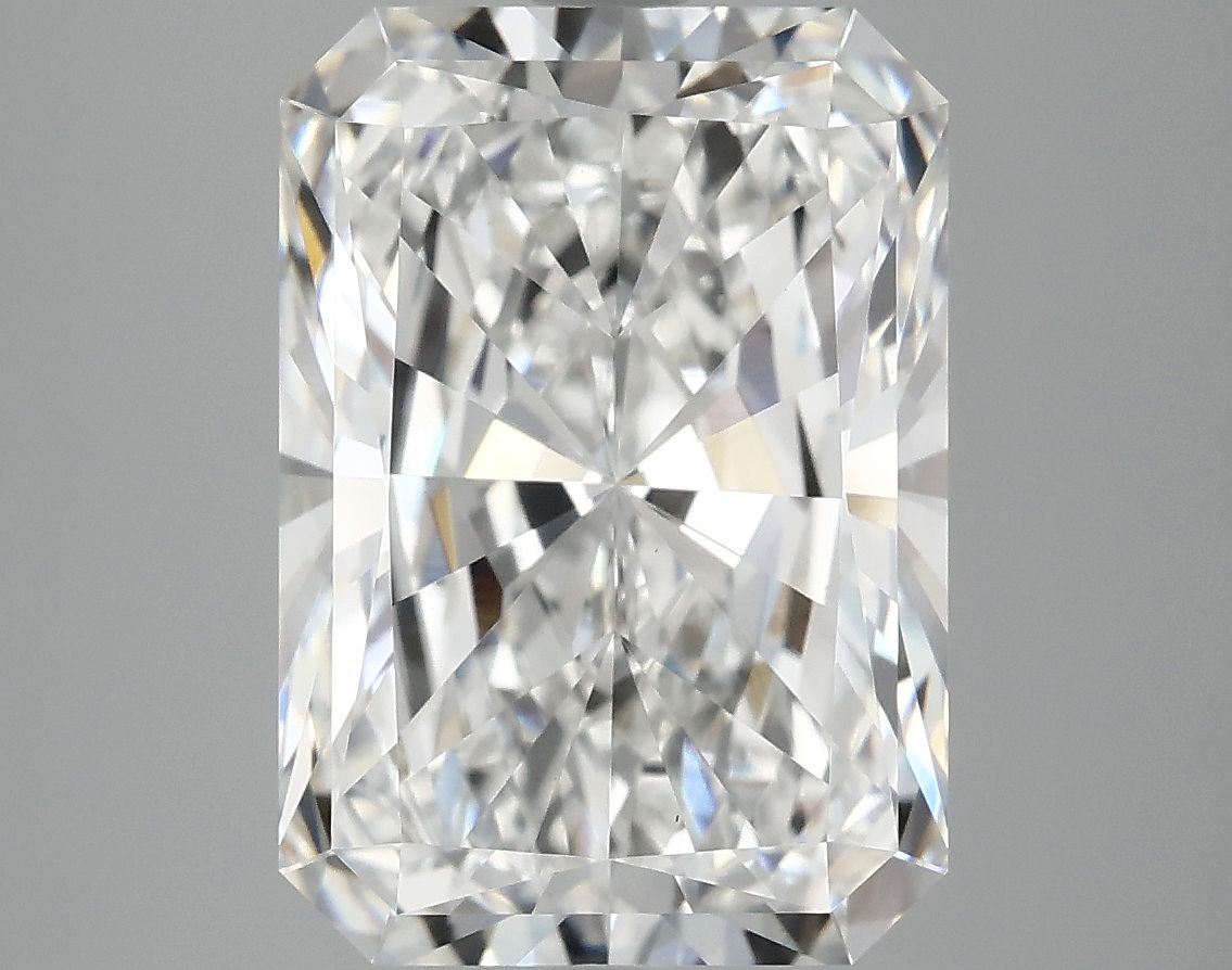 5.07 ct. radiant Lab Grown Diamond front image