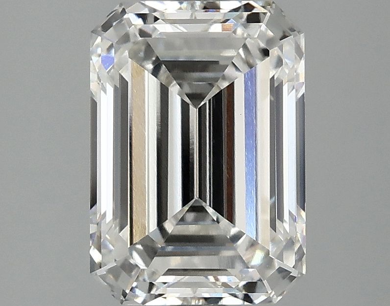 2.56 ct. emerald Lab Grown Diamond front image