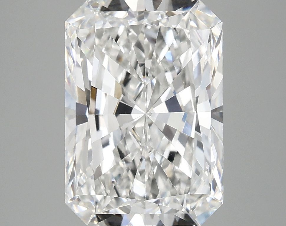 3.90 ct. radiant Lab Grown Diamond front image