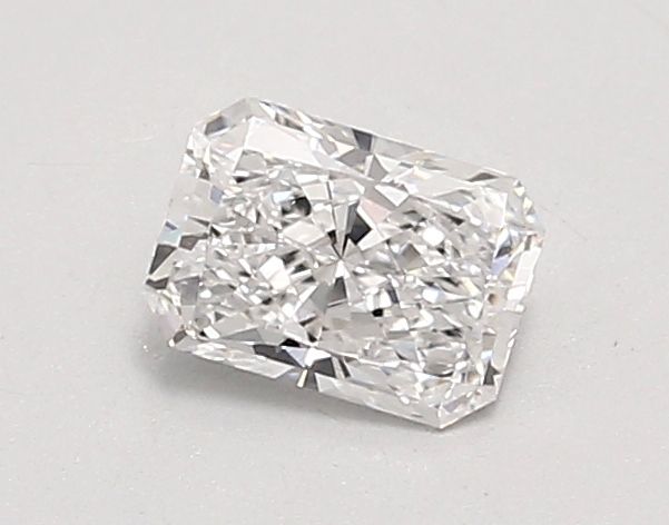 Diament LG radiant, 0.8 ct, D, VVS2