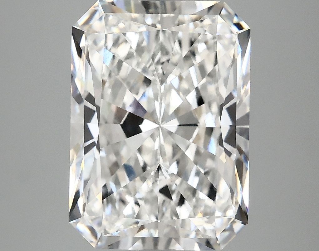 4.96 ct. radiant Lab Grown Diamond front image