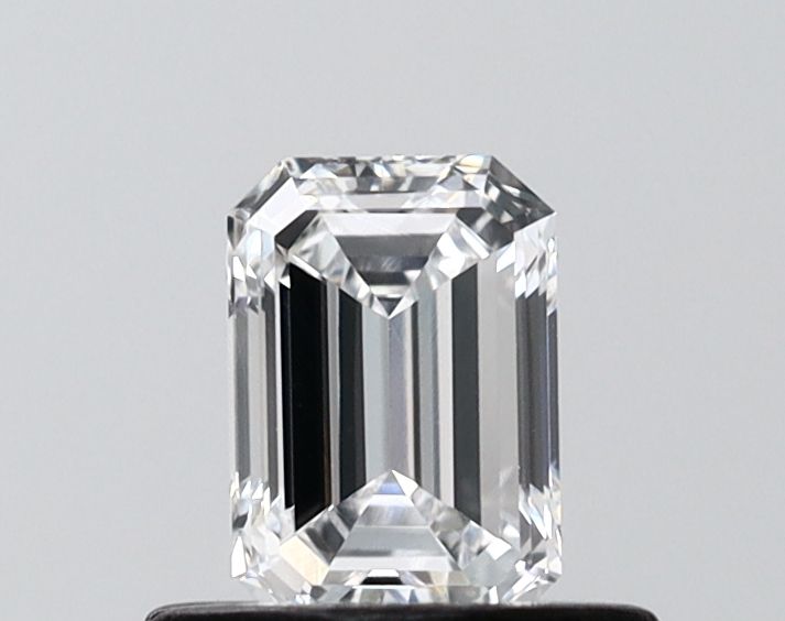 0.50 ct. emerald Lab Grown Diamond front image
