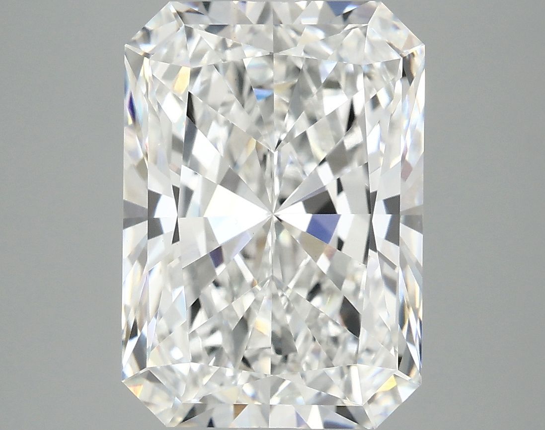 5.07 ct. radiant Lab Grown Diamond front image