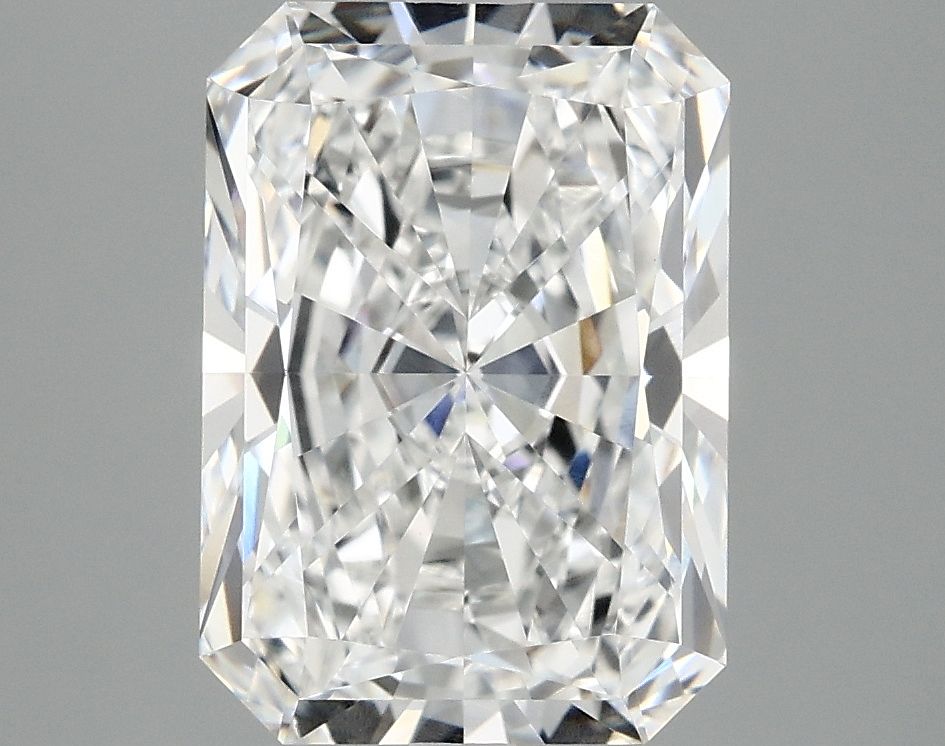 3.90 ct. radiant Lab Grown Diamond front image