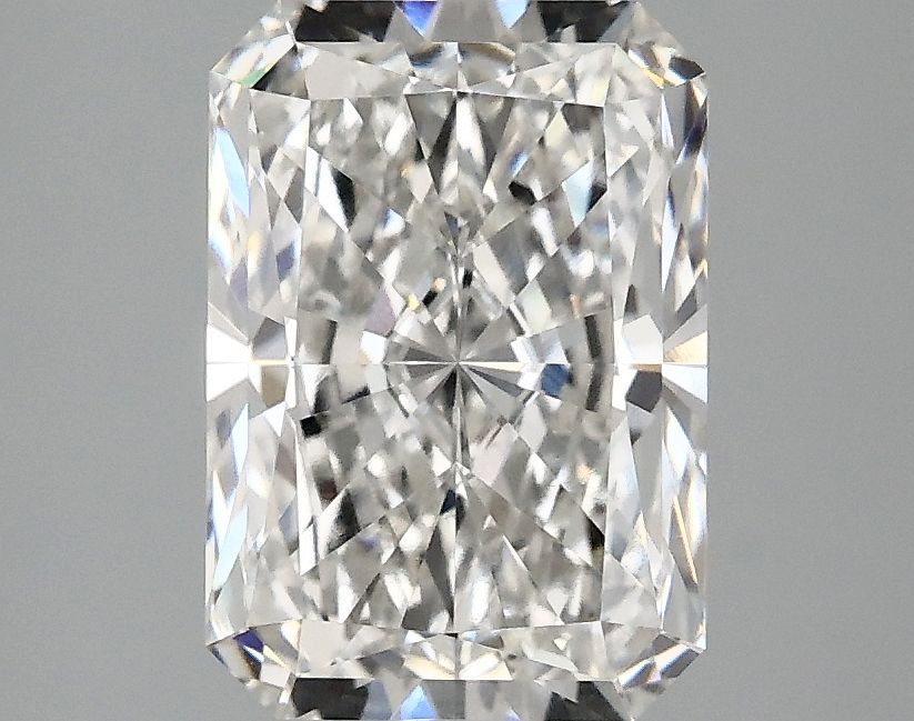 2.59 ct. radiant Lab Grown Diamond front image