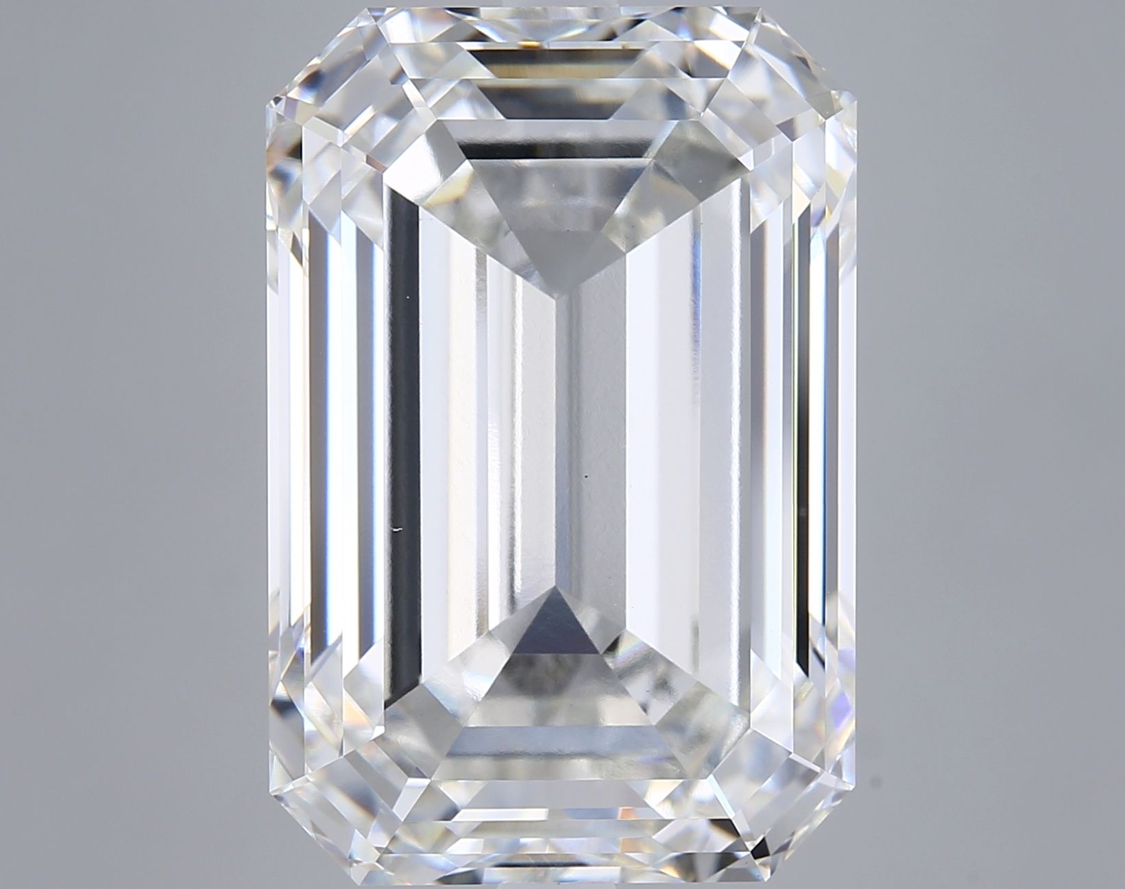 12.50 ct. emerald Lab Grown Diamond front image