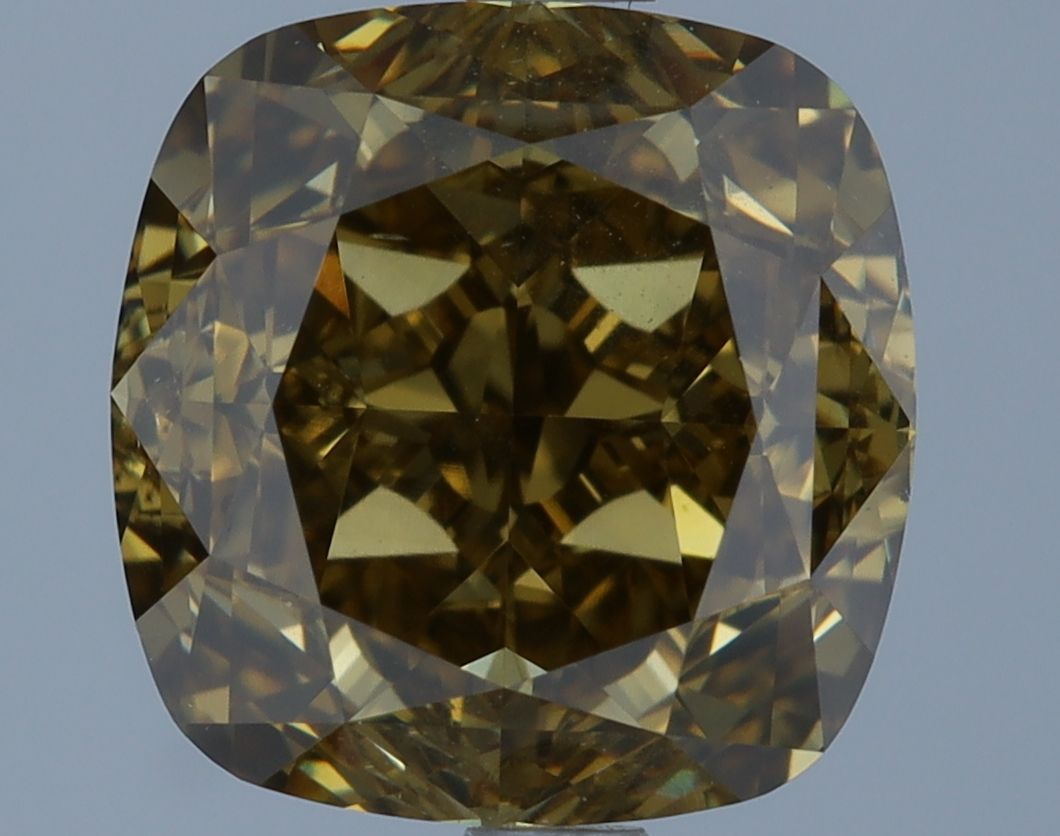 3.01 Carat Cushion brilliant Diamond Faint Yellow SI1