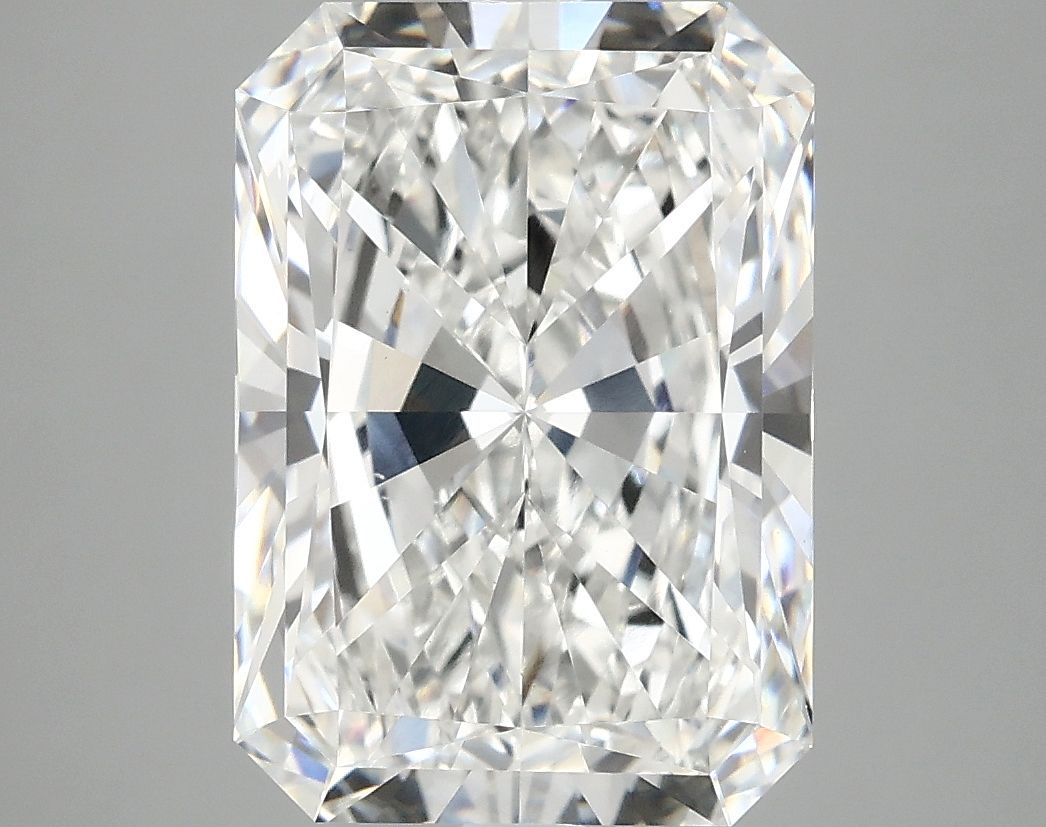 5.07 ct. radiant Lab Grown Diamond front image